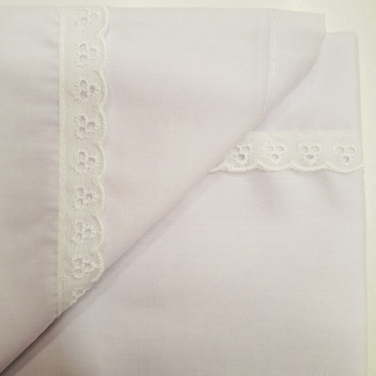Sábana para cuna blanca con broderie