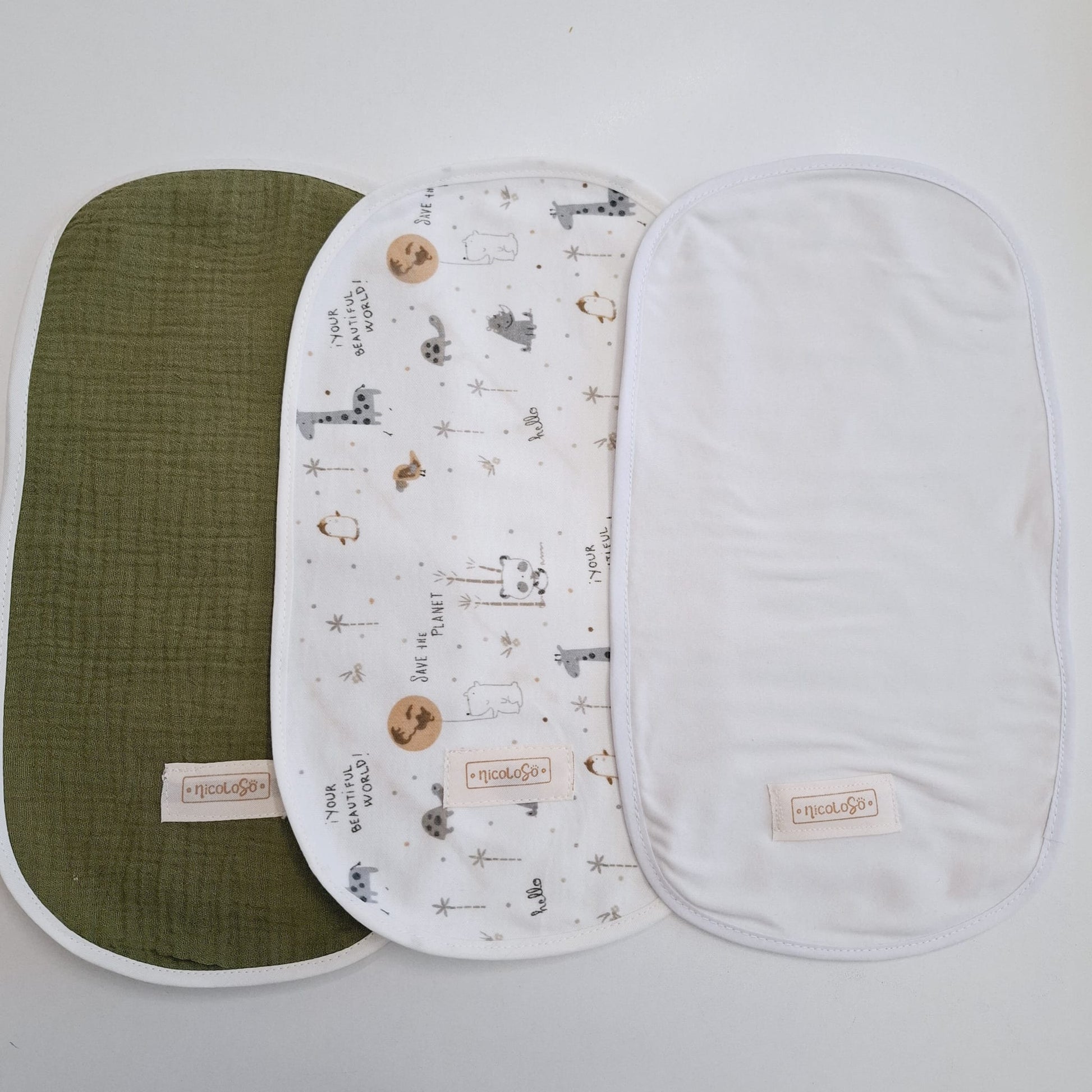 Pack verde seco, animales, blanco