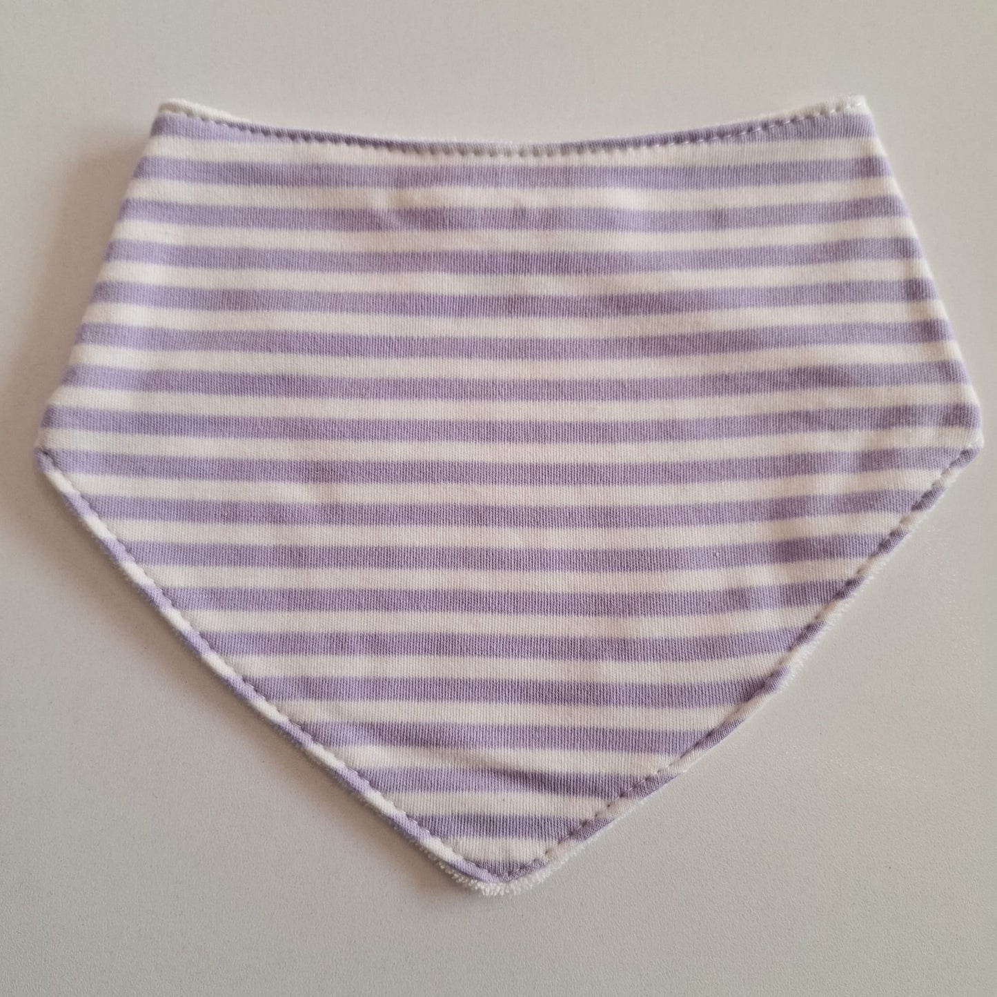 Bandana rayada doble broche - 34 cm de cuello