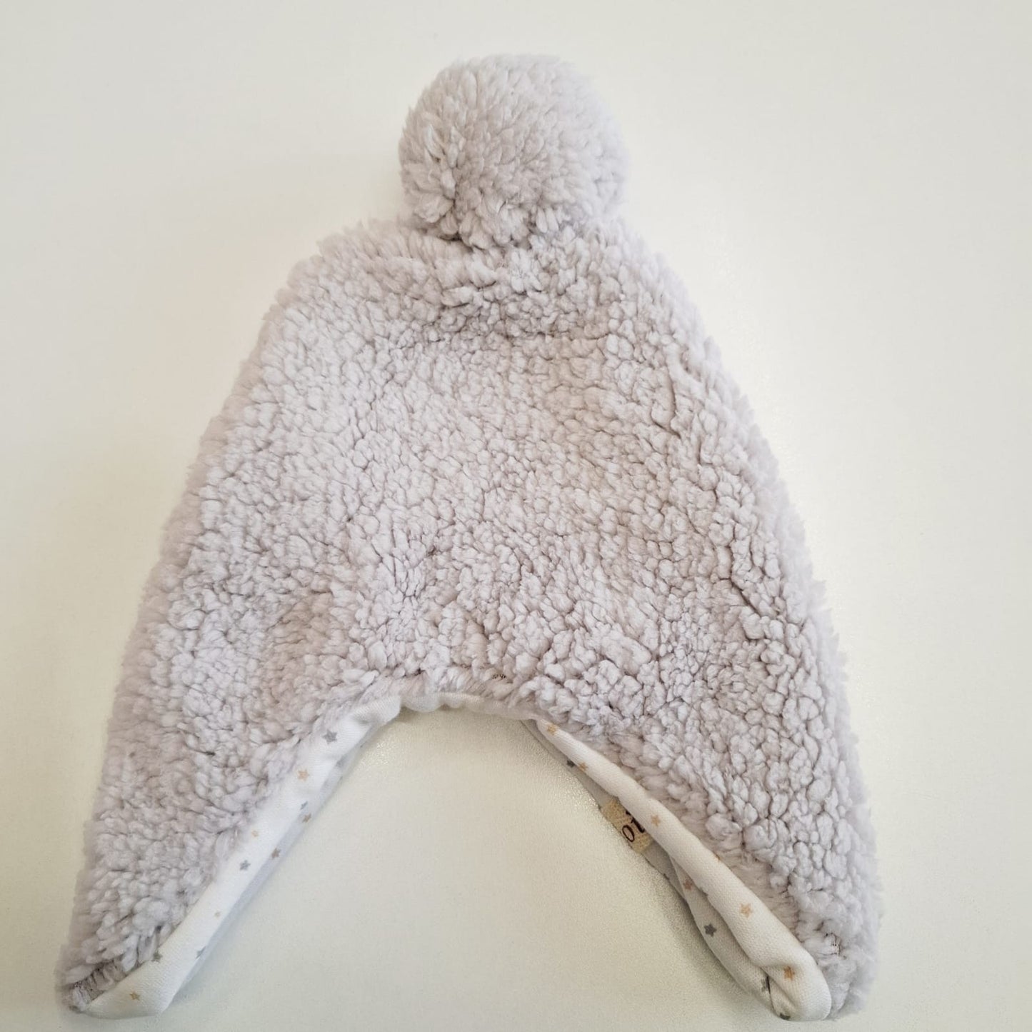 Gorro de abrigo "trencitos"